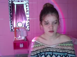 Carly-09's Live Sex Cam Show