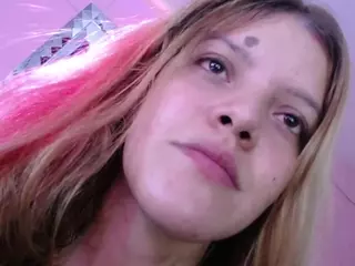 Carly-09's Live Sex Cam Show