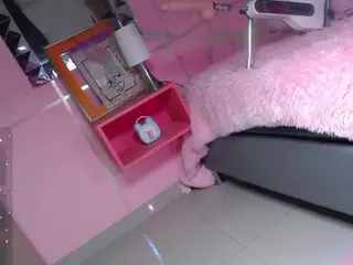 Carly-09's Live Sex Cam Show