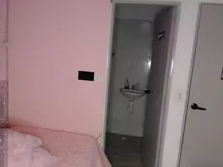 Carly-09's Live Sex Cam Show