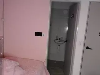Carly-09's Live Sex Cam Show