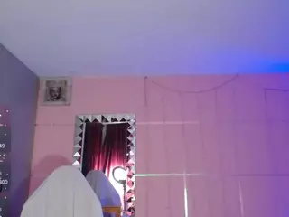 Carly-09's Live Sex Cam Show