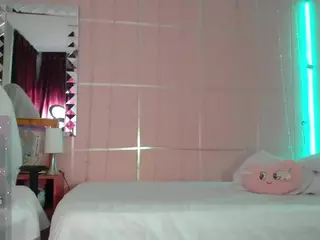 Carly-09's Live Sex Cam Show