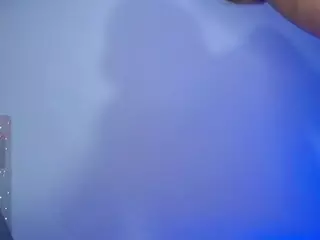 Carly-09's Live Sex Cam Show
