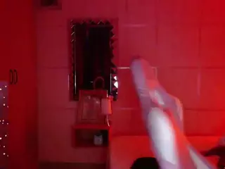 Carly-09's Live Sex Cam Show