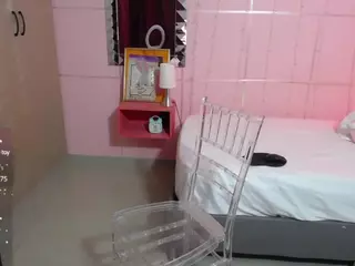 Carly-09's Live Sex Cam Show