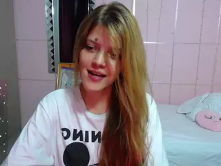 Carly-09's Live Sex Cam Show