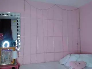 Carly-09's Live Sex Cam Show