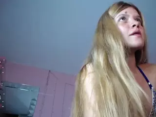 Carly-09's Live Sex Cam Show
