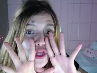 Carly-09's Live Sex Cam Show