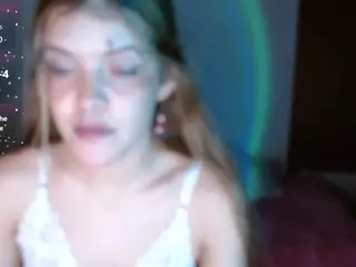 Carly-09's Live Sex Cam Show