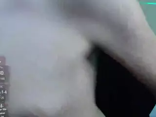 Carly-09's Live Sex Cam Show