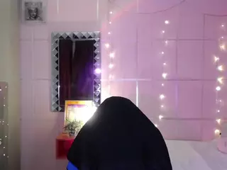Carly-09's Live Sex Cam Show