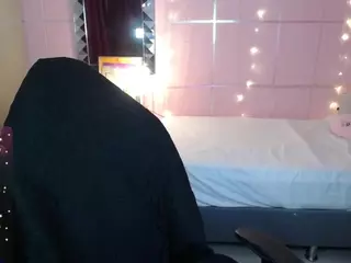 Carly-09's Live Sex Cam Show