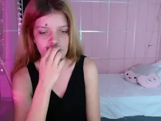 Carly-09's Live Sex Cam Show