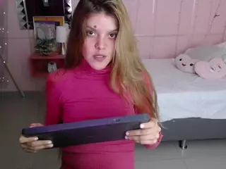 Carly-09's Live Sex Cam Show