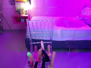 Carly-09's Live Sex Cam Show