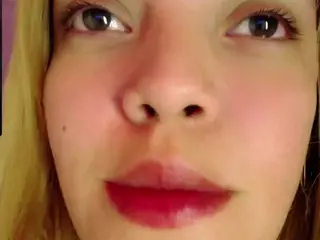 Carly-09's Live Sex Cam Show