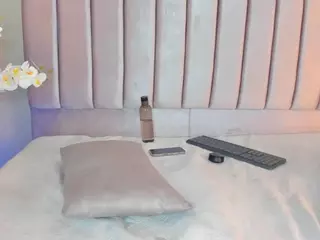 nastyalvanova's Live Sex Cam Show