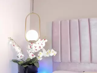 nastyalvanova's Live Sex Cam Show