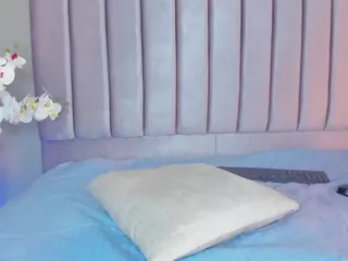 nastyalvanova's Live Sex Cam Show