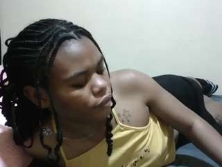 Live cam show with sweetbony