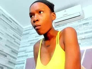 alana-roos's Live Sex Cam Show