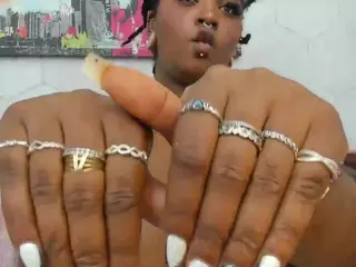 ANA-FUENTES's Live Sex Cam Show