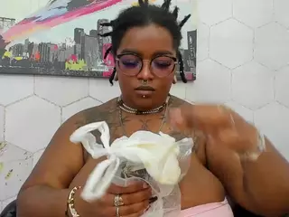 ANA-FUENTES's Live Sex Cam Show