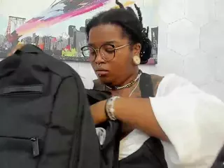 ANA-FUENTES's Live Sex Cam Show