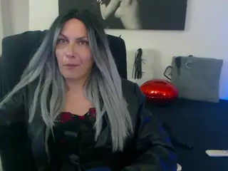 GoddessEvelyn01's Live Sex Cam Show
