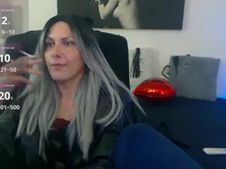 GoddessEvelyn01's Live Sex Cam Show