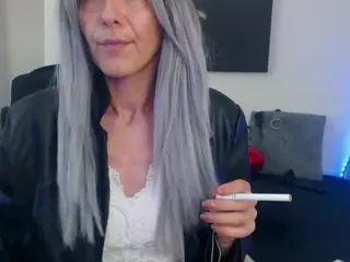 GoddessEvelyn01's Live Sex Cam Show