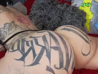 ImCandyxxx's Live Sex Cam Show