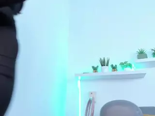 Isa-perez's Live Sex Cam Show
