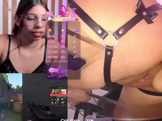 Luna's Live Sex Cam Show