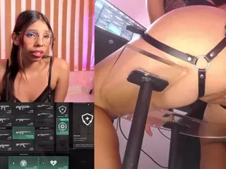 Luna's Live Sex Cam Show