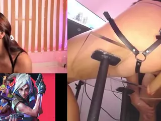 Luna's Live Sex Cam Show