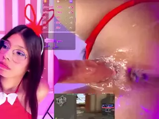 Luna's Live Sex Cam Show