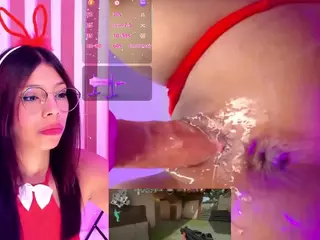 Luna's Live Sex Cam Show