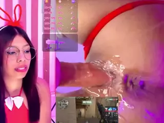Luna's Live Sex Cam Show