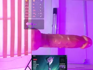 Luna's Live Sex Cam Show