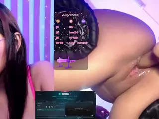 Luna's Live Sex Cam Show