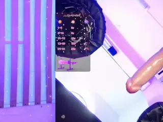 Luna's Live Sex Cam Show