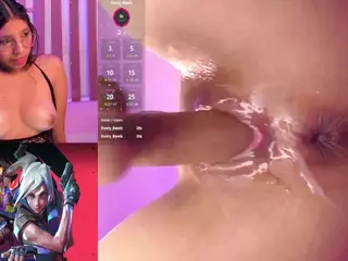 Luna's Live Sex Cam Show
