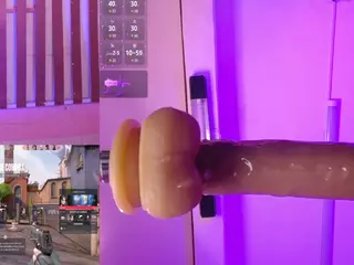 Luna's Live Sex Cam Show
