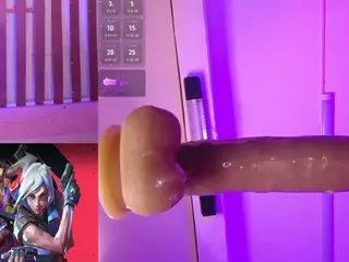 Luna's Live Sex Cam Show