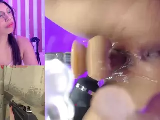 Luna's Live Sex Cam Show