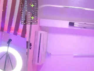 Luna's Live Sex Cam Show