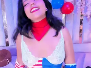 IvannaBellini01's Live Sex Cam Show